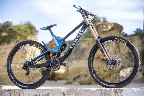 canyon sender|The Canyon Sender is one of the best downhill bikes on the market.